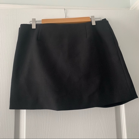 Marc by Marc Jacobs Black Giant Bow Mini Skirt - Picture 5 of 6